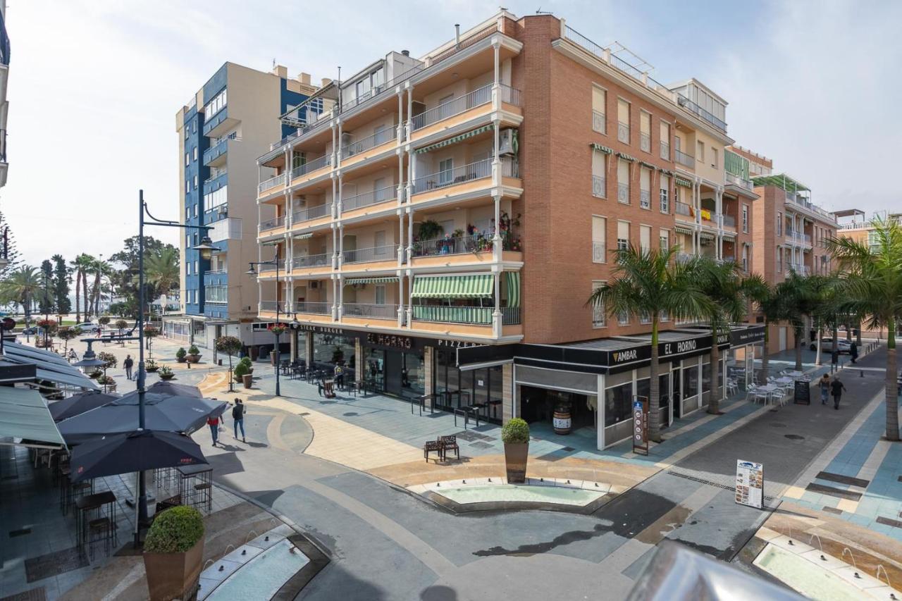 Apartamentos Guerrero Torre del Mar Kültér fotó