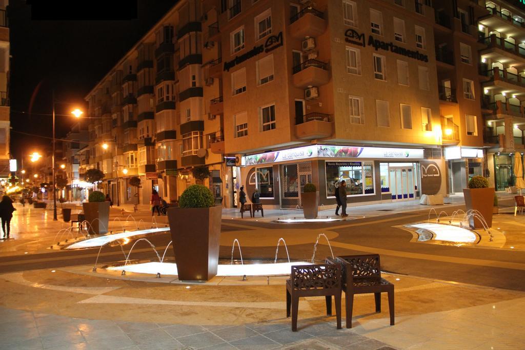 Apartamentos Guerrero Torre del Mar Kültér fotó