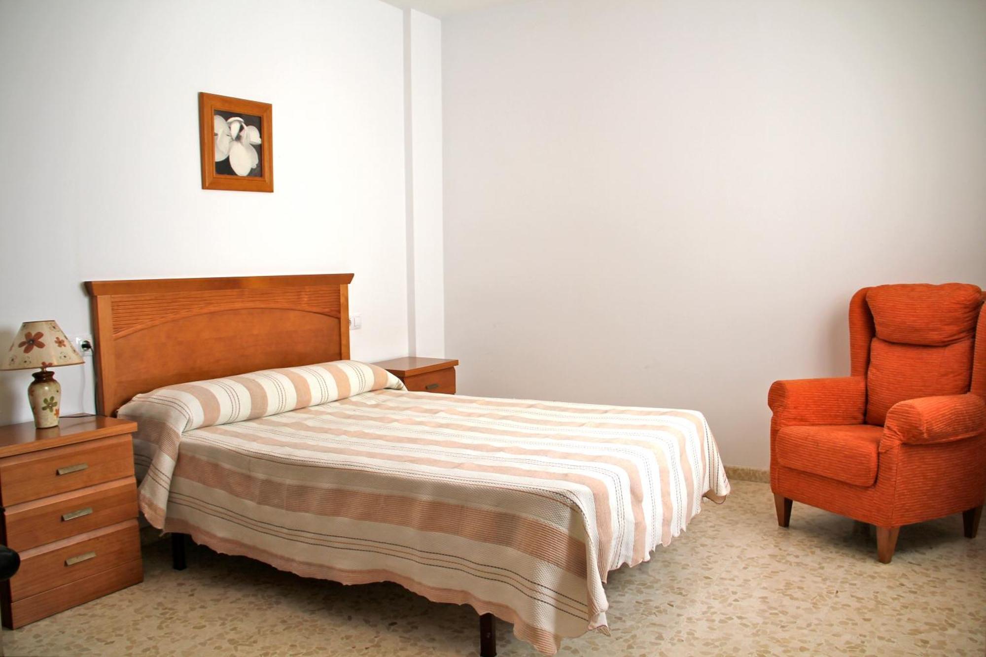 Apartamentos Guerrero Torre del Mar Szoba fotó