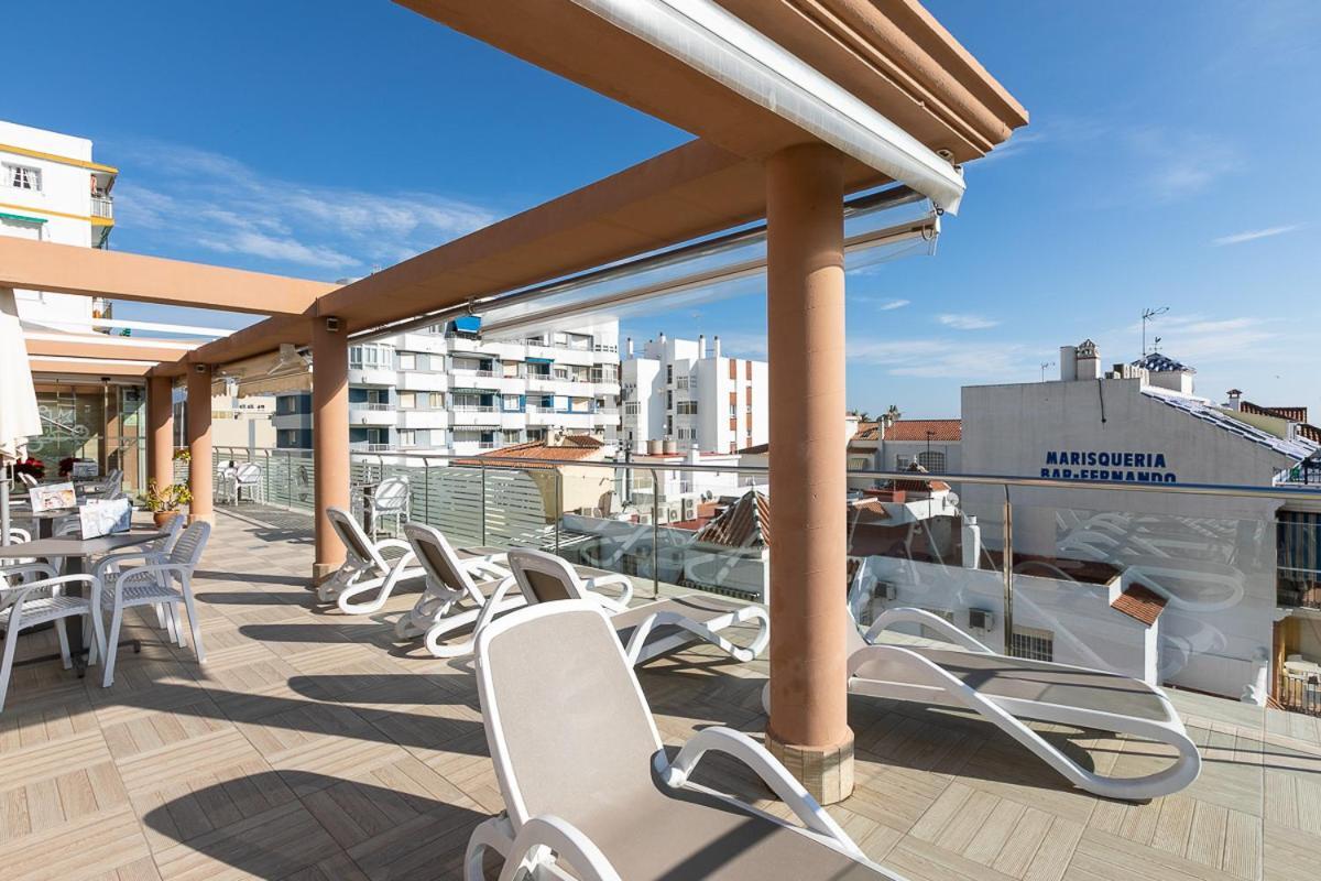 Apartamentos Guerrero Torre del Mar Kültér fotó