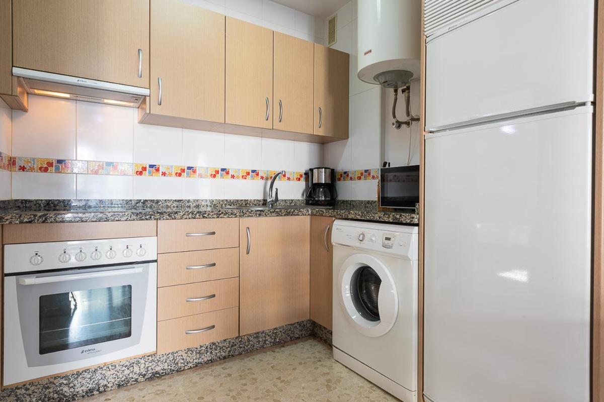 Apartamentos Guerrero Torre del Mar Kültér fotó