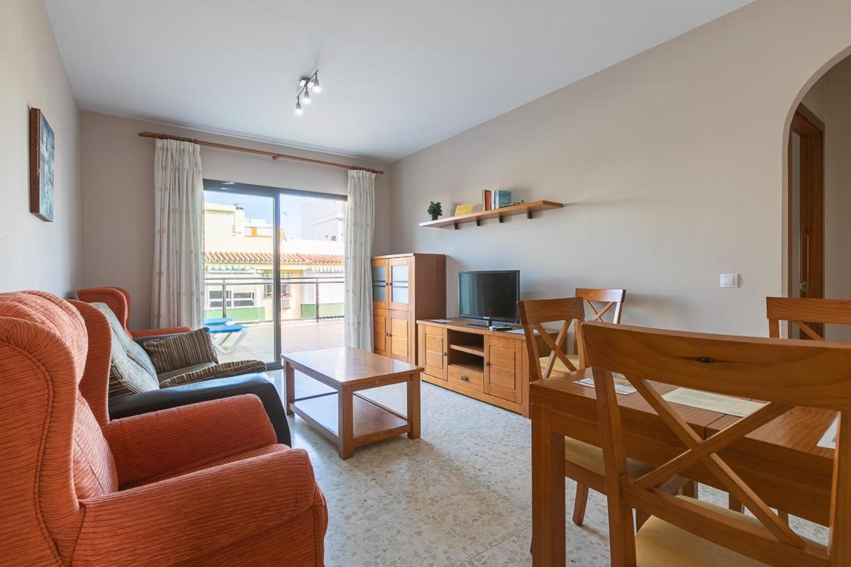 Apartamentos Guerrero Torre del Mar Kültér fotó