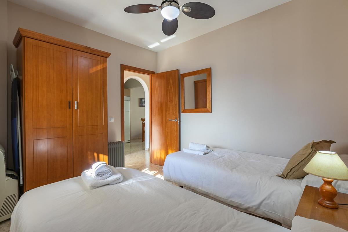 Apartamentos Guerrero Torre del Mar Kültér fotó